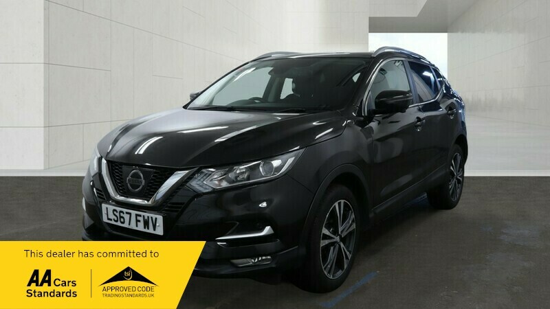 Nissan Qashqai N-connecta Dig-t Xtronic Black #2