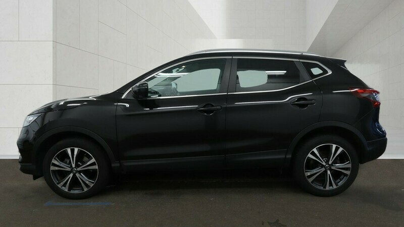 Nissan Qashqai N-connecta Dig-t Xtronic Black #6