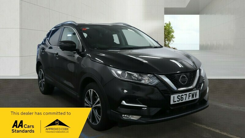 Nissan Qashqai N-connecta Dig-t Xtronic Black