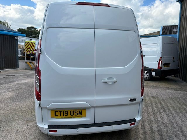 Ford Transit Custom Mpv CT19USM White #4