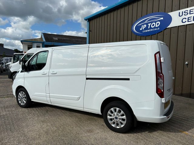 Ford Transit Custom Mpv CT19FRJ White #5
