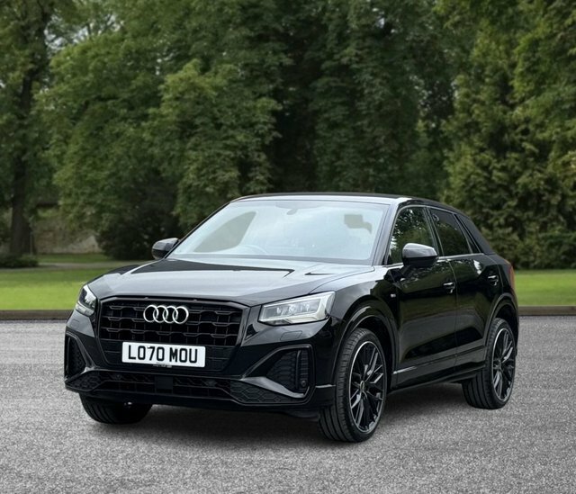 Audi Q2 2021 1.5 Tfsi Cod 35 Black Edition Suv Black #2