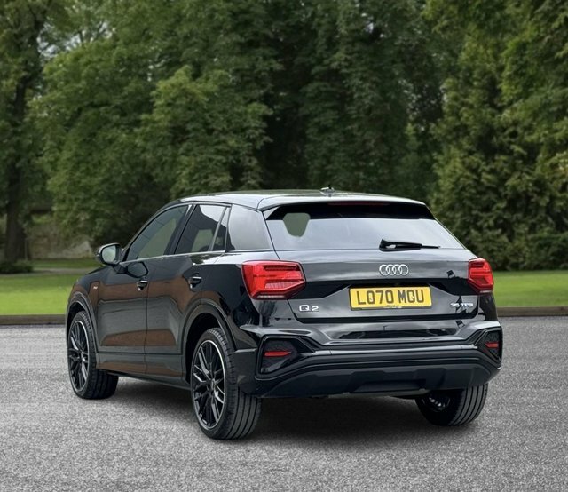 Audi Q2 2021 1.5 Tfsi Cod 35 Black Edition Suv Black #5