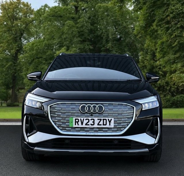 Audi Q4 E Tron 2023 35 S Line Suv 55Kwh 170 Ps RV23ZDY Black #3