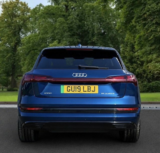 Audi E-tron 2019 55 Launch Edition Suv Quatt GU19LBJ Blue #5
