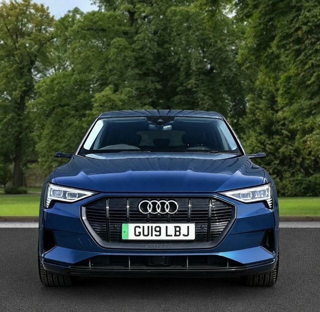 Audi E-tron 2019 55 Launch Edition Suv Quatt GU19LBJ Blue #3
