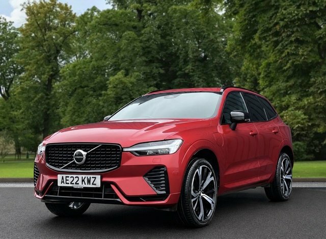 Volvo XC60 2022 2.0H T8 Recharge 18.8Kwh R-design Pro Suv AE22KWZ Red #2
