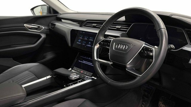 Audi Q8 e tron 2023 50 Sport Suv Quattro 95Kwh Black #4