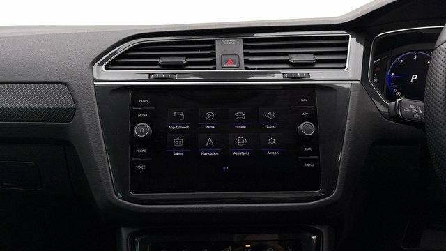Volkswagen Tiguan 2023 2.0 Tdi R-line Suv Dsg Euro 6 Ss DE23UTG Grey #6