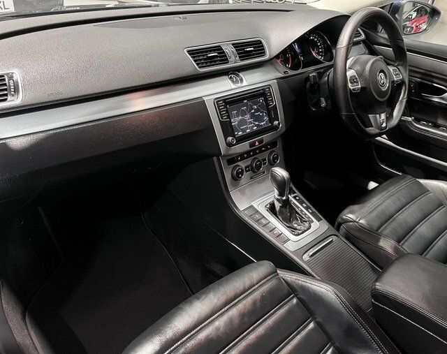 Volkswagen CC 2.0L Gt Black Edition White #41