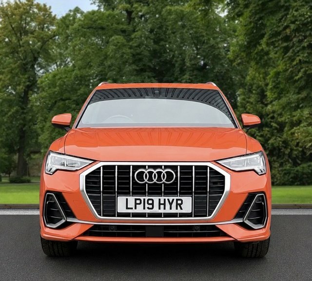 Audi Q3 2019 1.5 Tfsi Cod 35 S Line Suv S Troni LP19HYR Orange #3