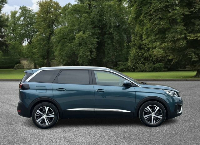 Peugeot 5008 2019 1.5 Bluehdi Allure Suv Euro Green #3