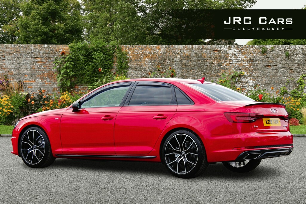 Audi A4 2.0 Tfsi 35 Black Edition Red #3