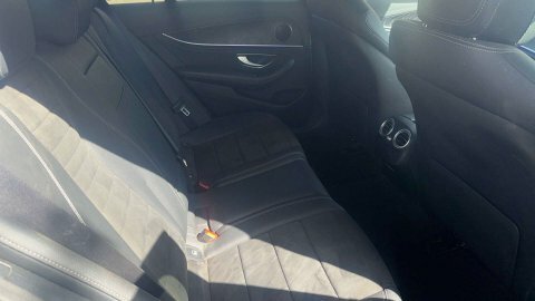 Mercedes-Benz E Class 2.0 E 300 Black #3