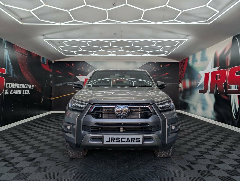 Toyota HILUX Hi-luxury Invincible X D-4d 4Wd Double Cab 4W PX23NHO #2