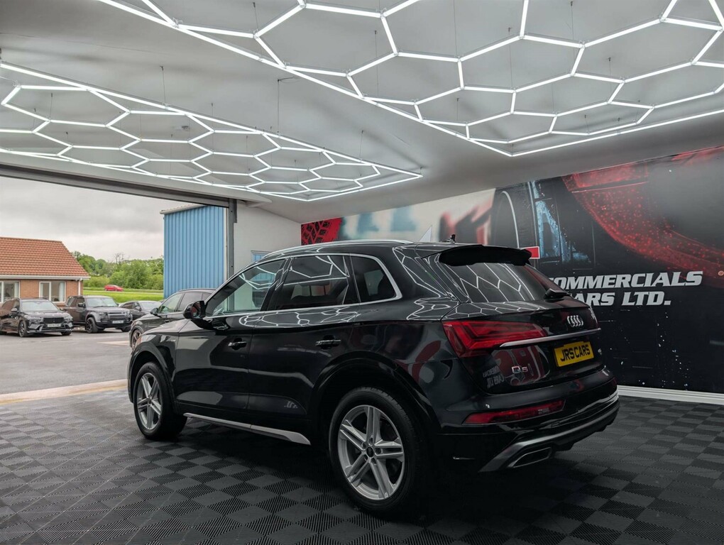 Audi Q5 S Line 40 Tdi Mhev Quattro 4Wd KS72DCY #3