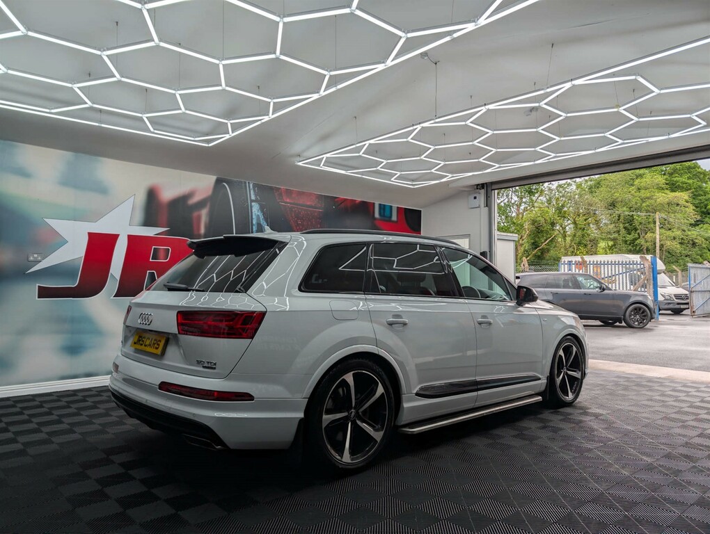 Audi Q7 Black Edition 50 Tdi Quattro 4Wd #6
