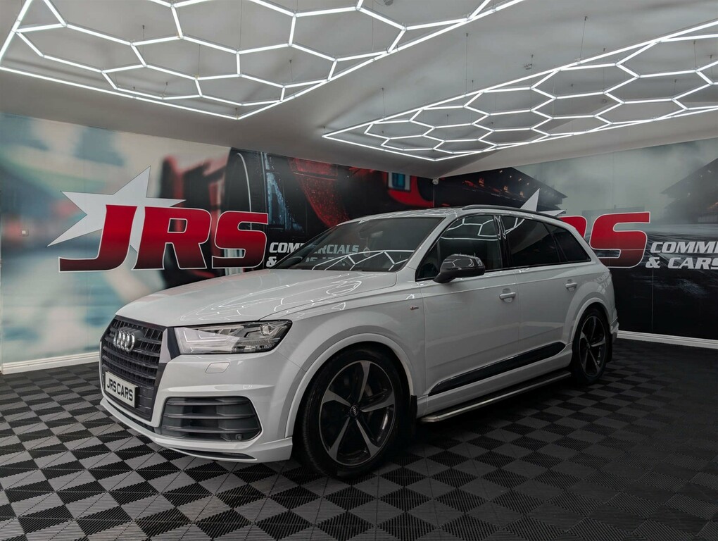 Audi Q7 Black Edition 50 Tdi Quattro 4Wd #3