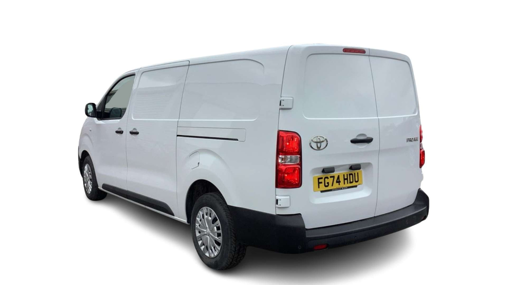 Toyota PROACE Icon #3