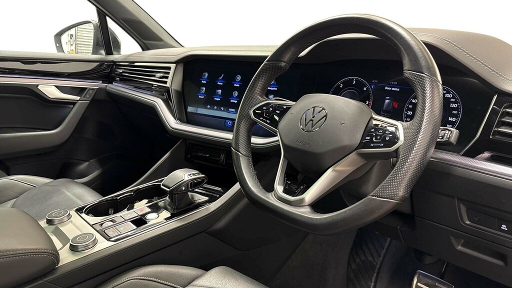 Volkswagen Touareg V6 Black Edition Tdi 4Wd  #2