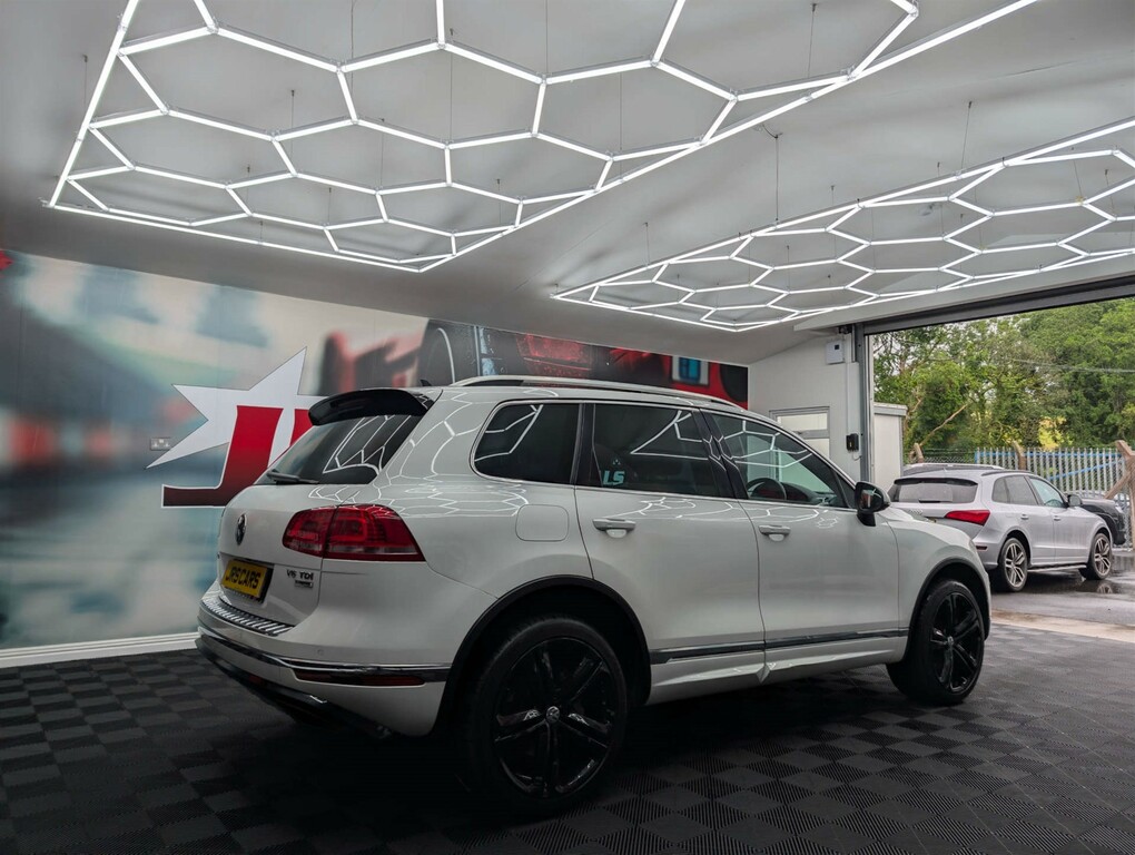 Volkswagen Touareg V6 R-line Tdi Bluemotion Technology 4Wd  #6