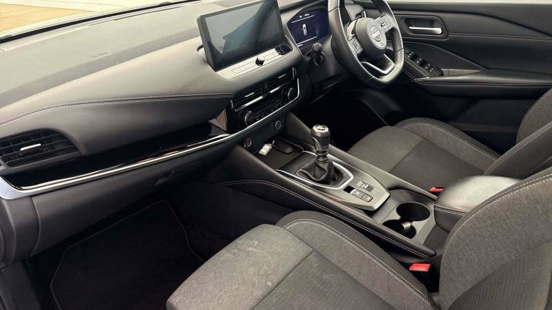 Nissan Qashqai N-connecta Red #3
