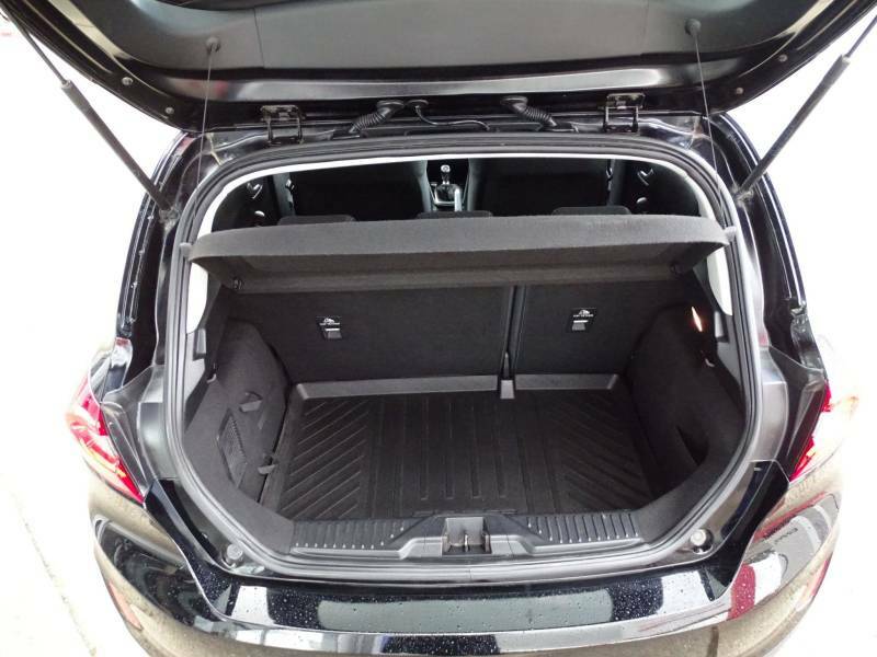 Ford Fiesta Hatchback Grey #25