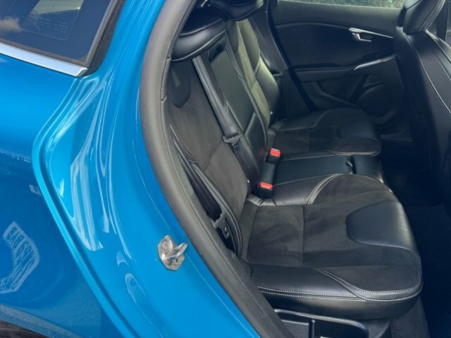 Volvo V40 D2 R Design White #15