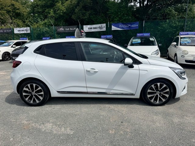 Renault Clio 1.5 Blue Dci Iconic Hatchback Eu White #4