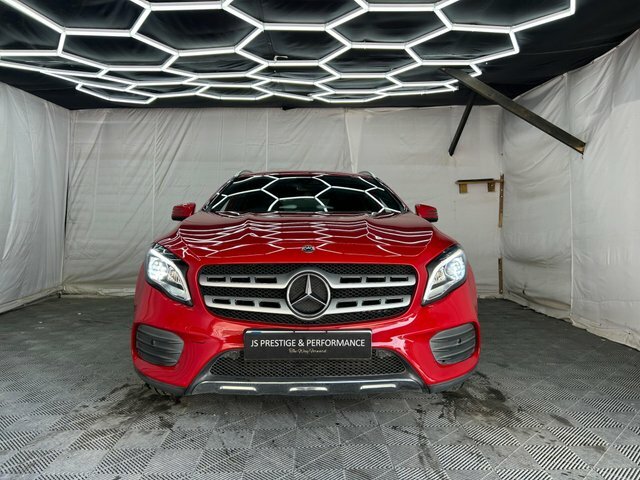 Mercedes-Benz GLA Class 1.6 Gla200 Amg Line Premium 7G-dct Euro 6 S S LH18BGE Red #4