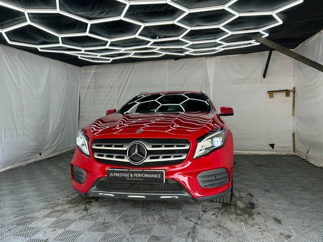 Mercedes-Benz GLA Class 1.6 Gla200 Amg Line Premium 7G-dct Euro 6 S S LH18BGE Red #3