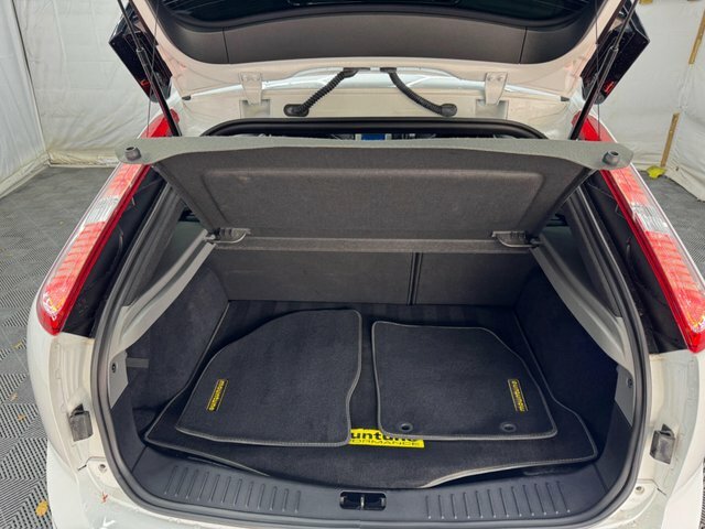Ford Focus 1.6 Zetec Black #45