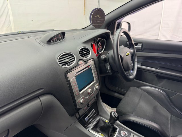 Ford Focus 1.6 Zetec Black #13