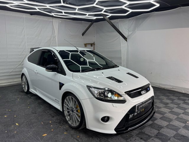 Ford Focus 1.6 Zetec Black #1