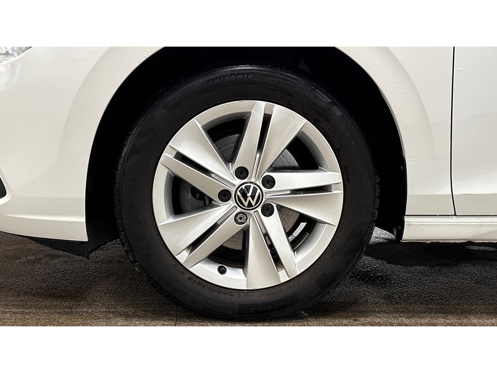 Volkswagen Golf 1.0 Tsi Life Hatchback Euro 6 S White #4