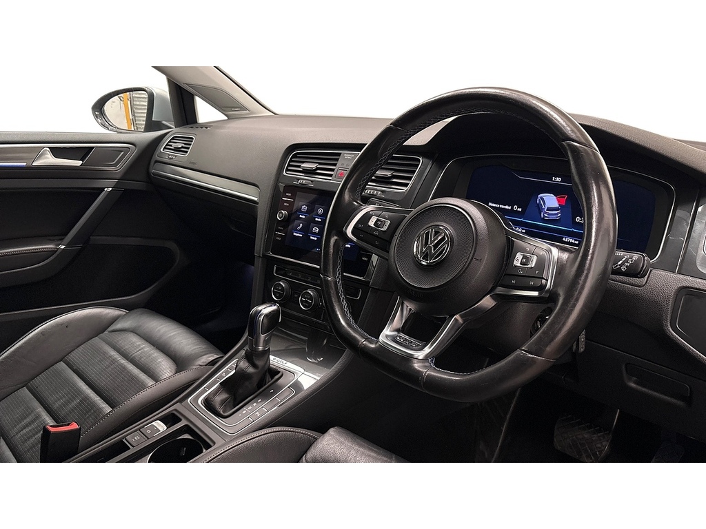 Volkswagen e-Golf 35.8Kwh E-golf Hatchback 136 Ps Silver #4