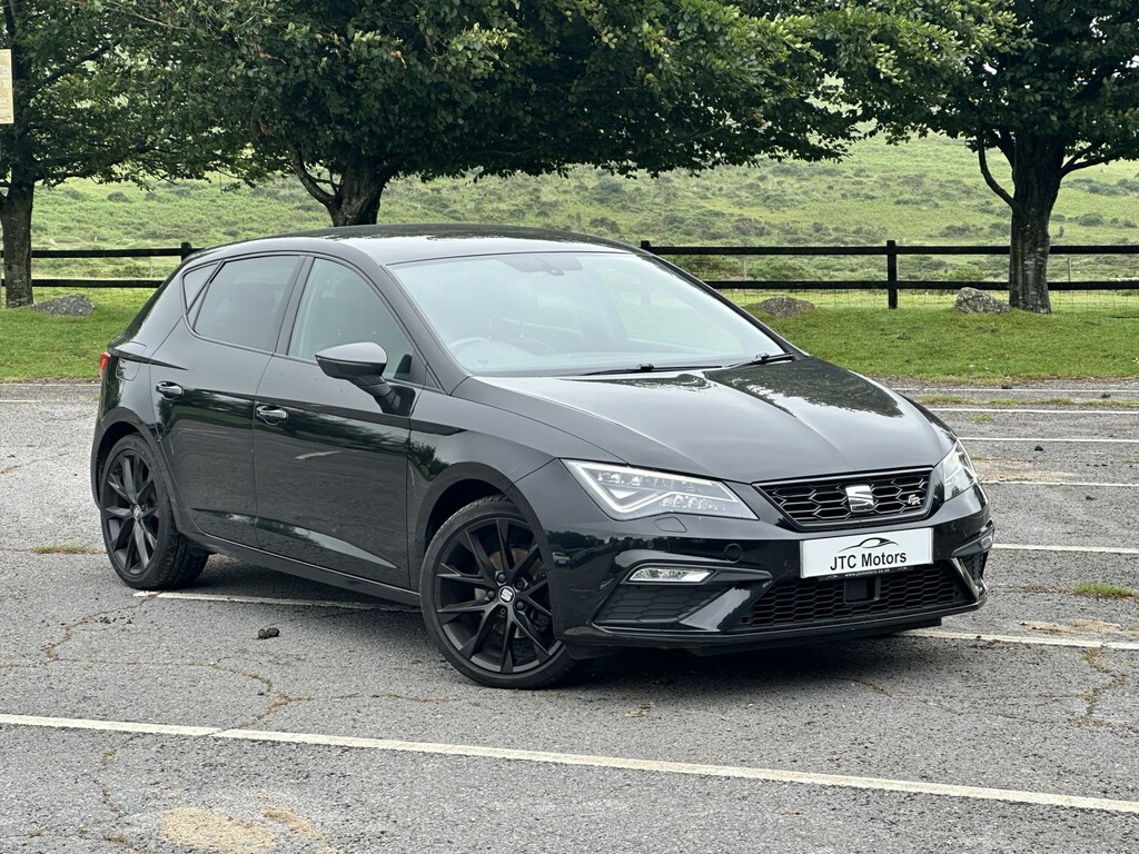 Seat Leon Hatchback 1.5 Tsi Evo 150 Fr Black Edition Ez AV69BWU Black #5