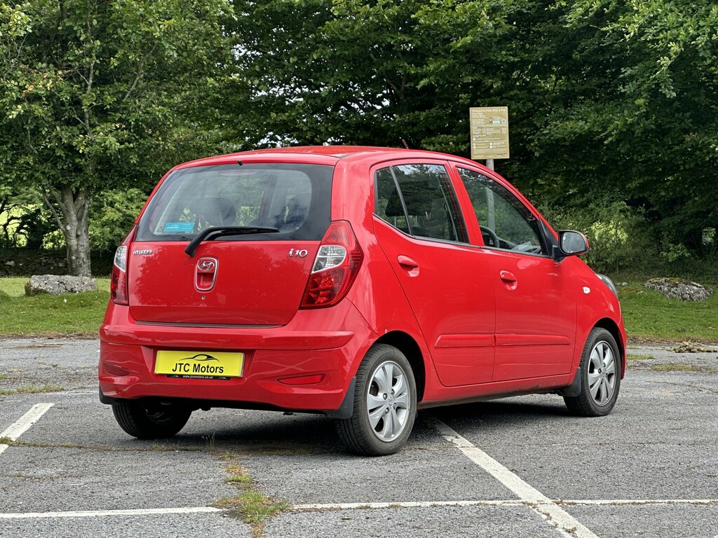 Hyundai I10 Hatchback 1.2 Active Man, White 20 Red #3