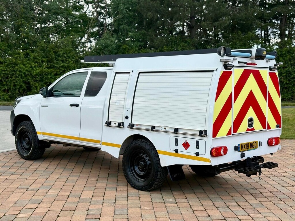 Toyota HILUX Diesel  #4