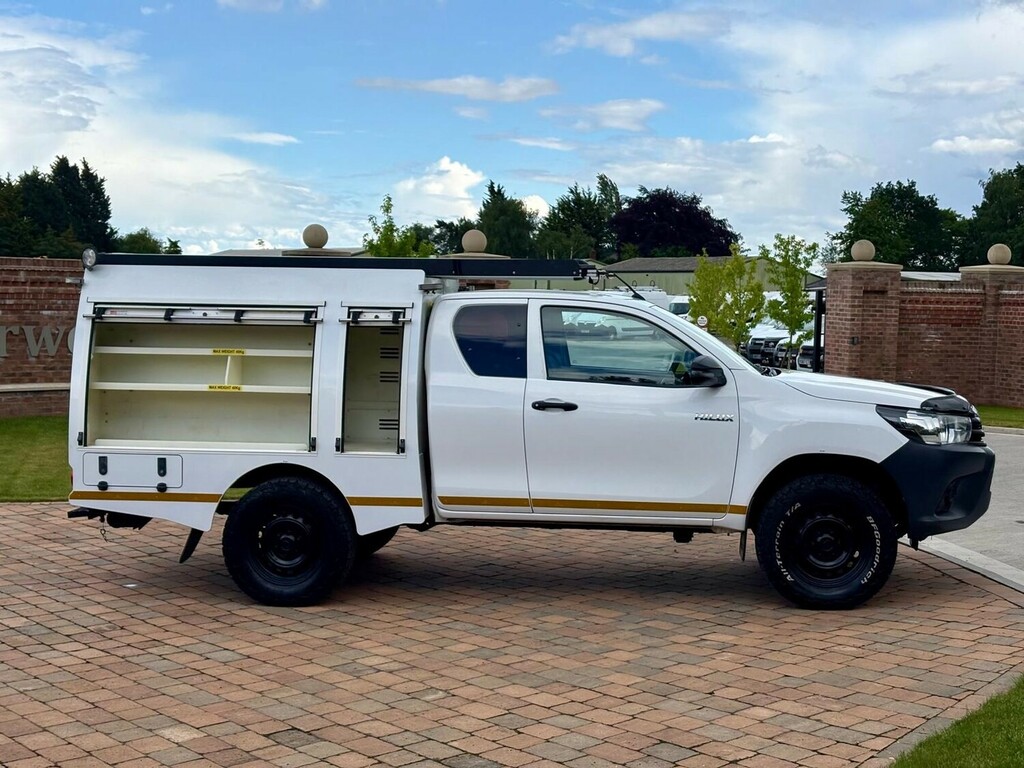 Toyota HILUX Diesel  #6
