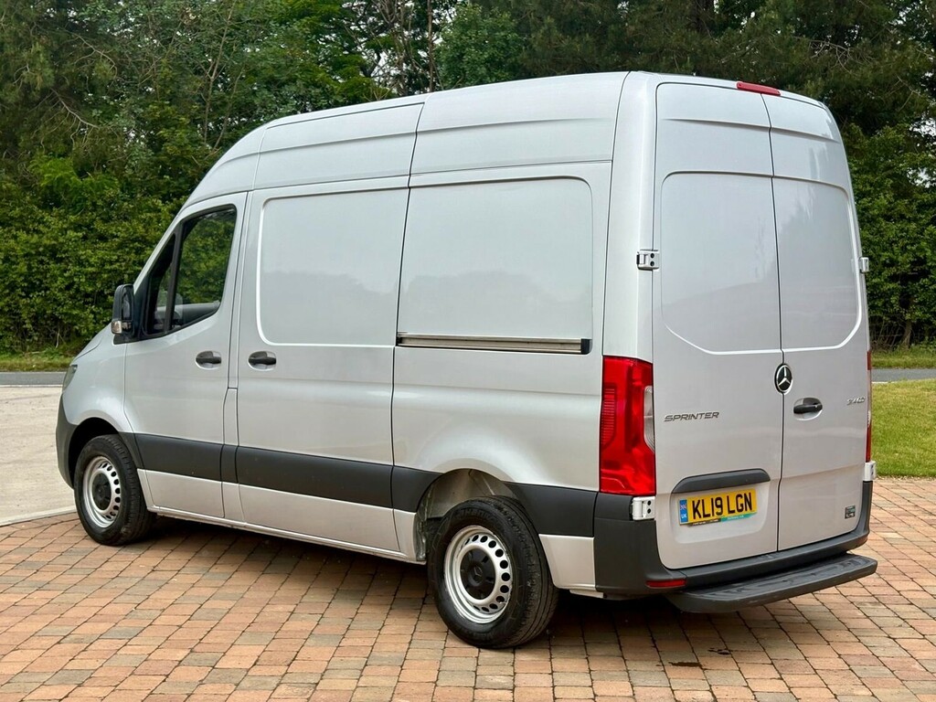 Mercedes-Benz Sprinter Diesel #4
