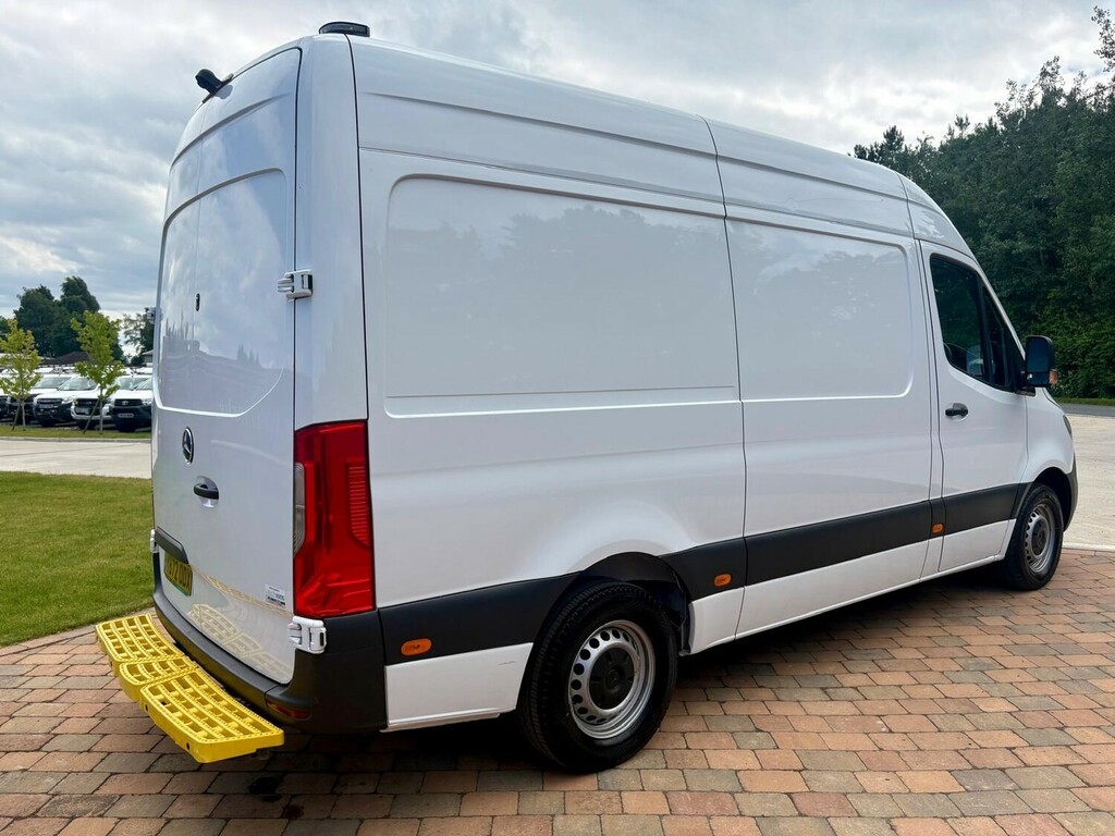 Mercedes-Benz Sprinter Diesel #4