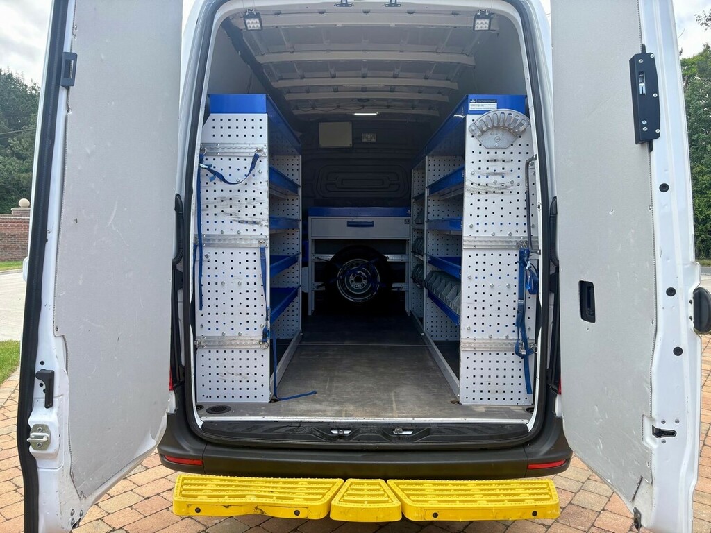 Mercedes-Benz Sprinter Diesel #6