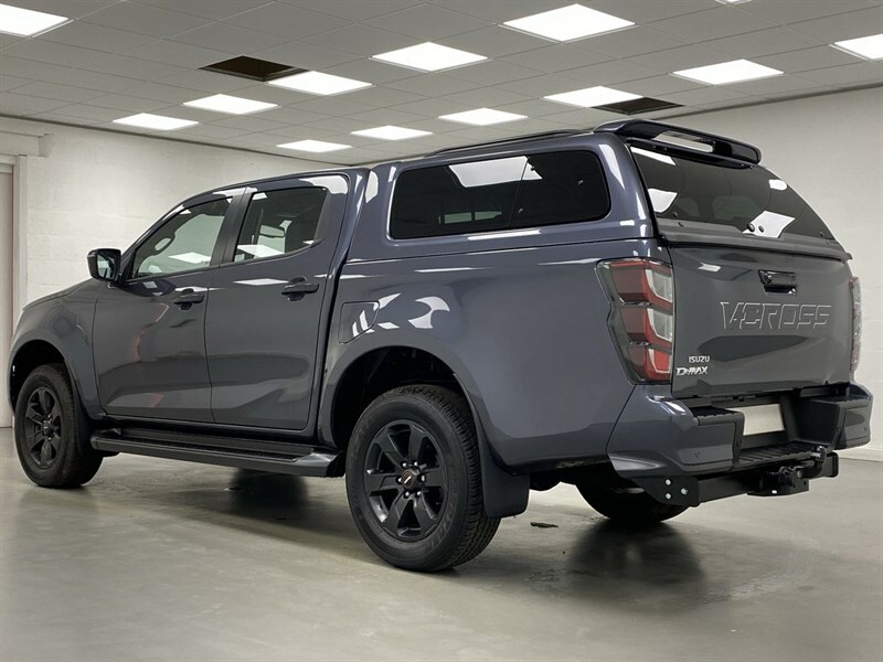 Isuzu D-Max 1.9 V-cross Double Cab 4X4 Pre Reg Grey #2