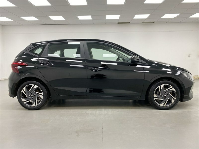 Hyundai I20 1.0T Gdi 48V Mhd Se Connect Black #5