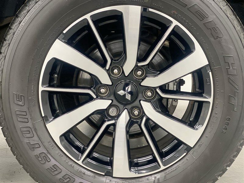 Mitsubishi Shogun Sport Di-d 3 #19