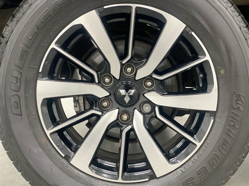 Mitsubishi Shogun Sport Di-d 3 #17