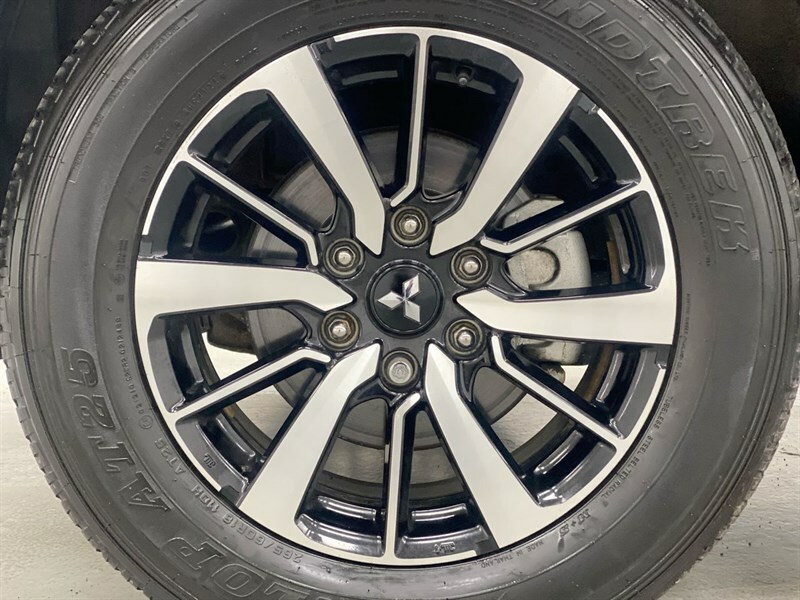 Mitsubishi Shogun Sport Di-d 3 #9