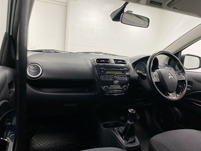 Mitsubishi Mirage 1.2 Juro White #2