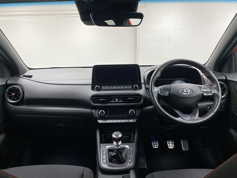 Hyundai Kona 1.0T N Line Red #4